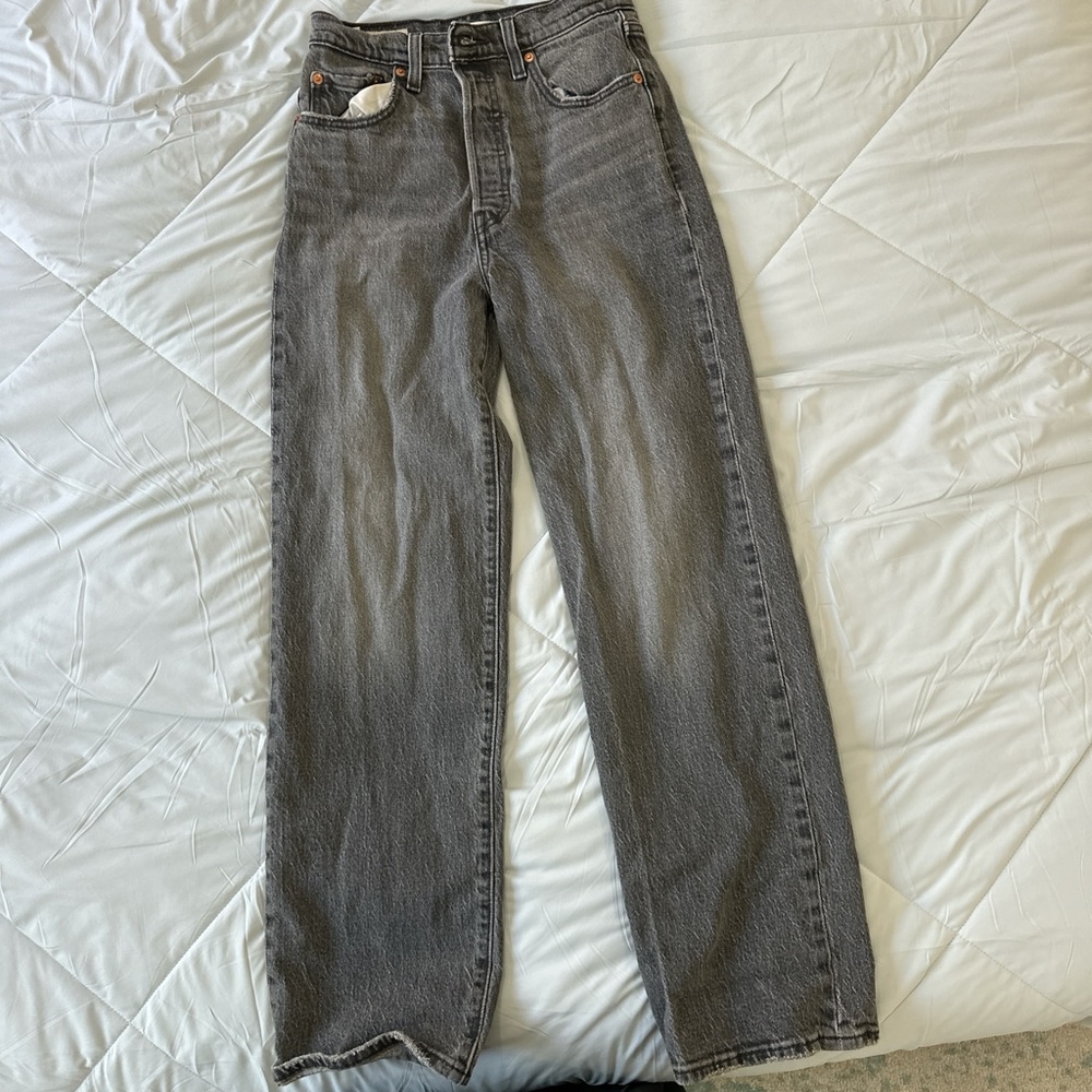 Levi faded black ribcage straight-ankle jeans